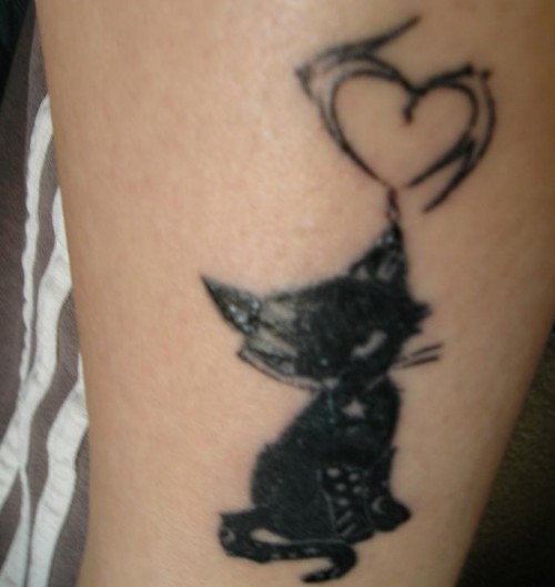 Cat Tattoo Design on Leg