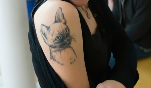 Shoulder Cat Tattoo for Girls