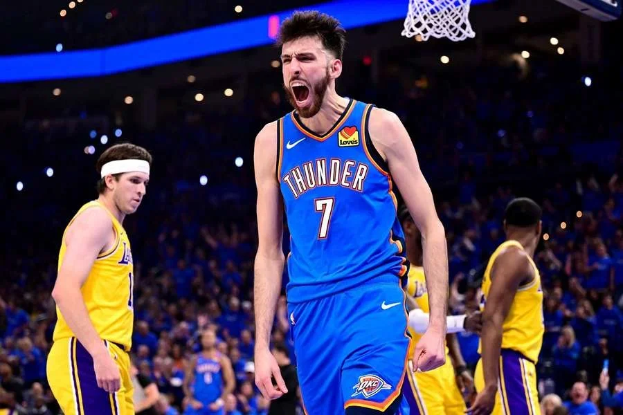 Los Thunder ganan de forma contundente